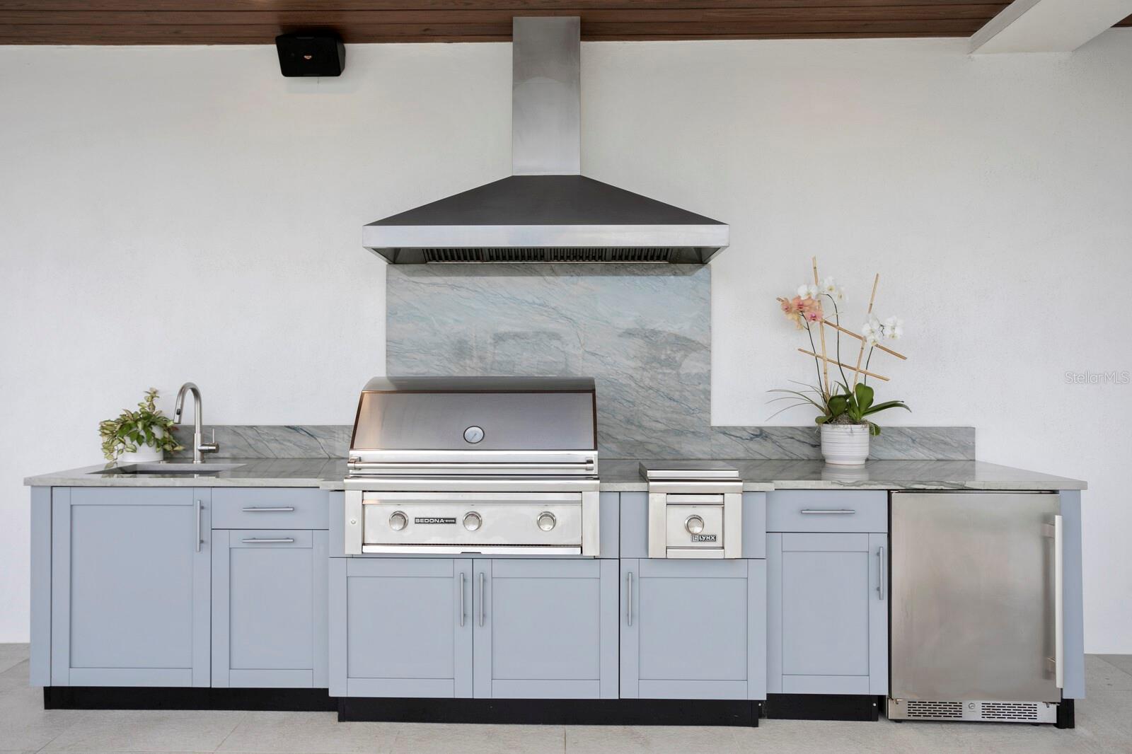 VENETIAN ISLES - Residential