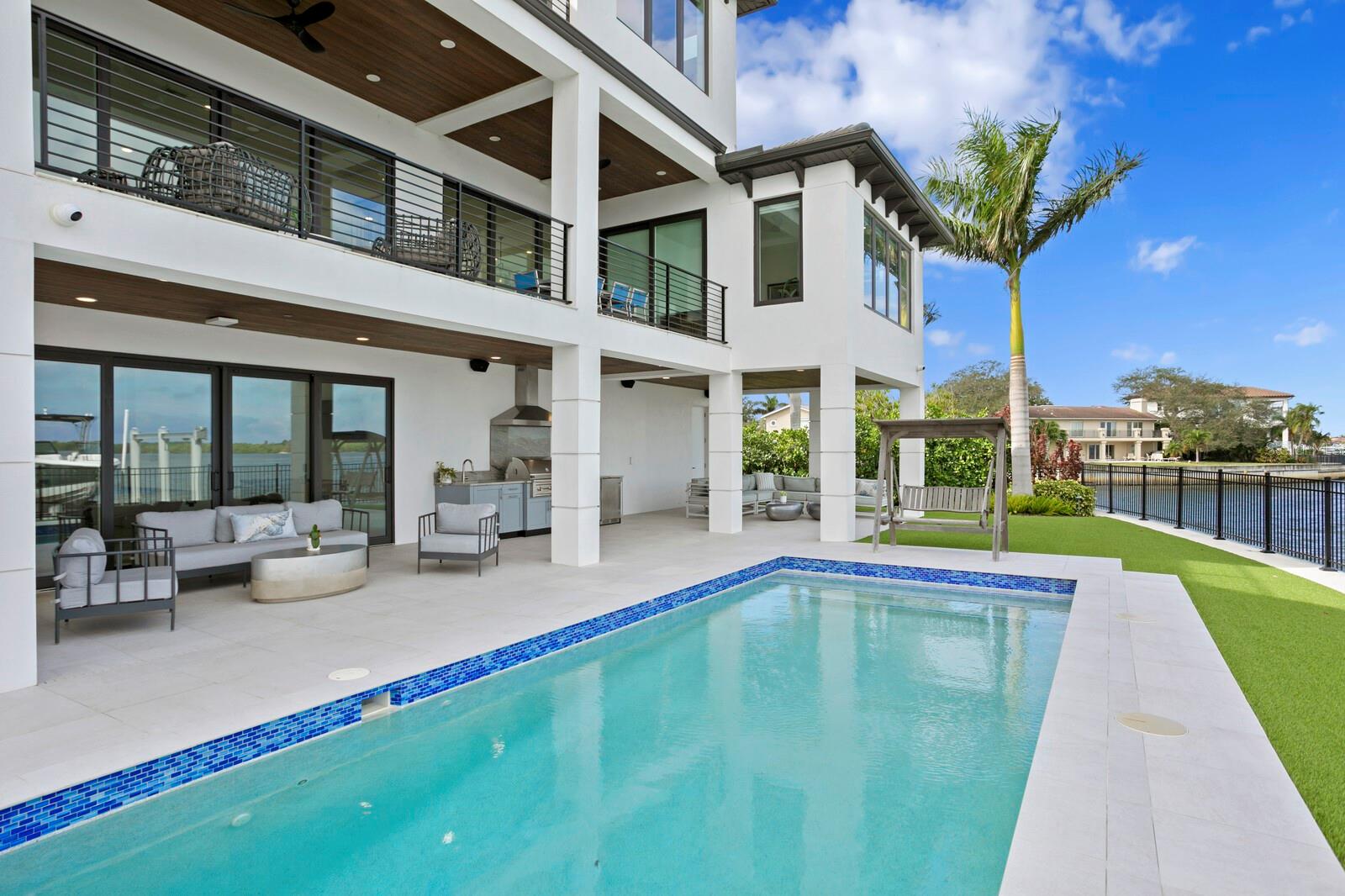 VENETIAN ISLES - Residential