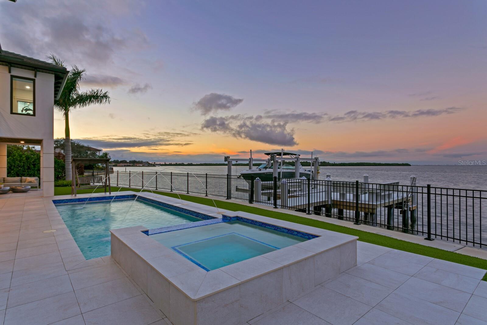 VENETIAN ISLES - Residential