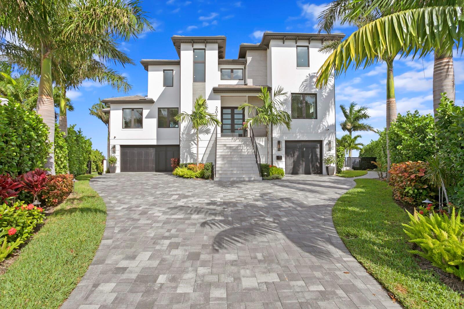 VENETIAN ISLES - Residential