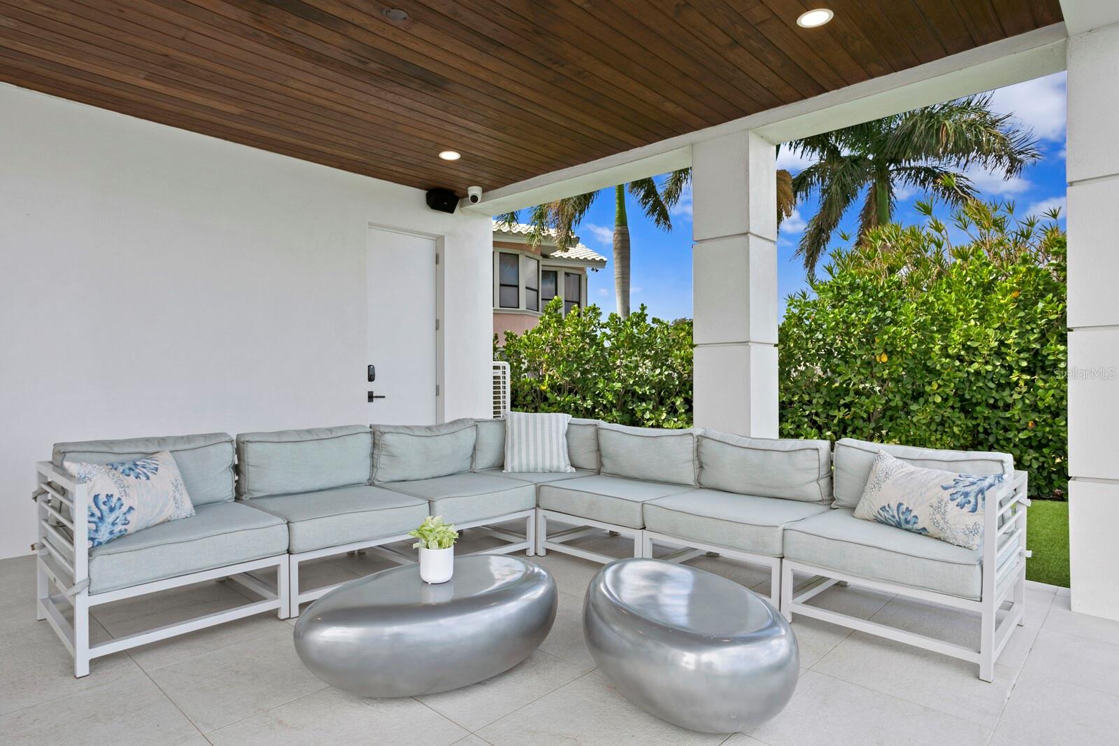 VENETIAN ISLES - Residential