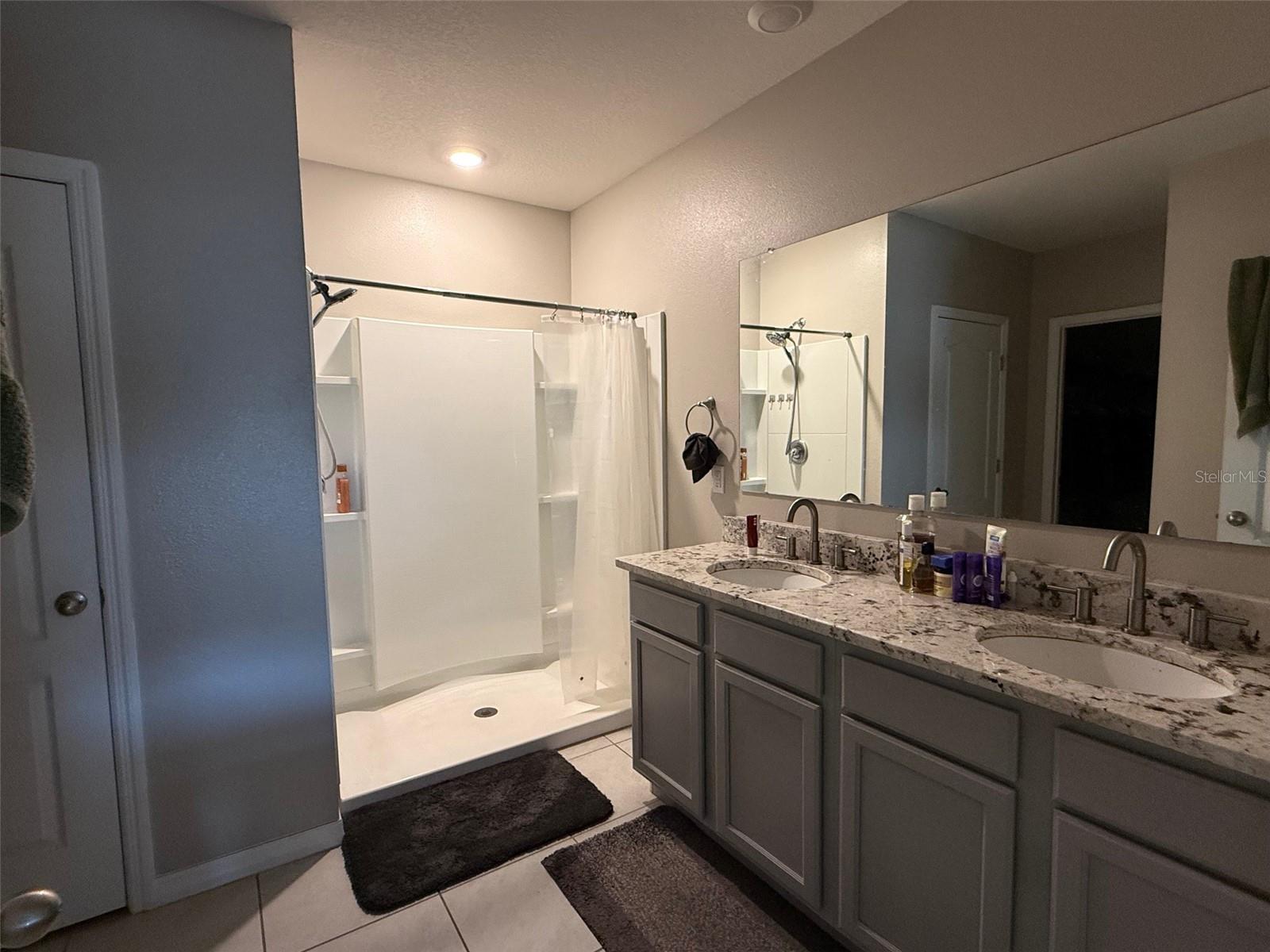 AUBURN GROVE - Residential