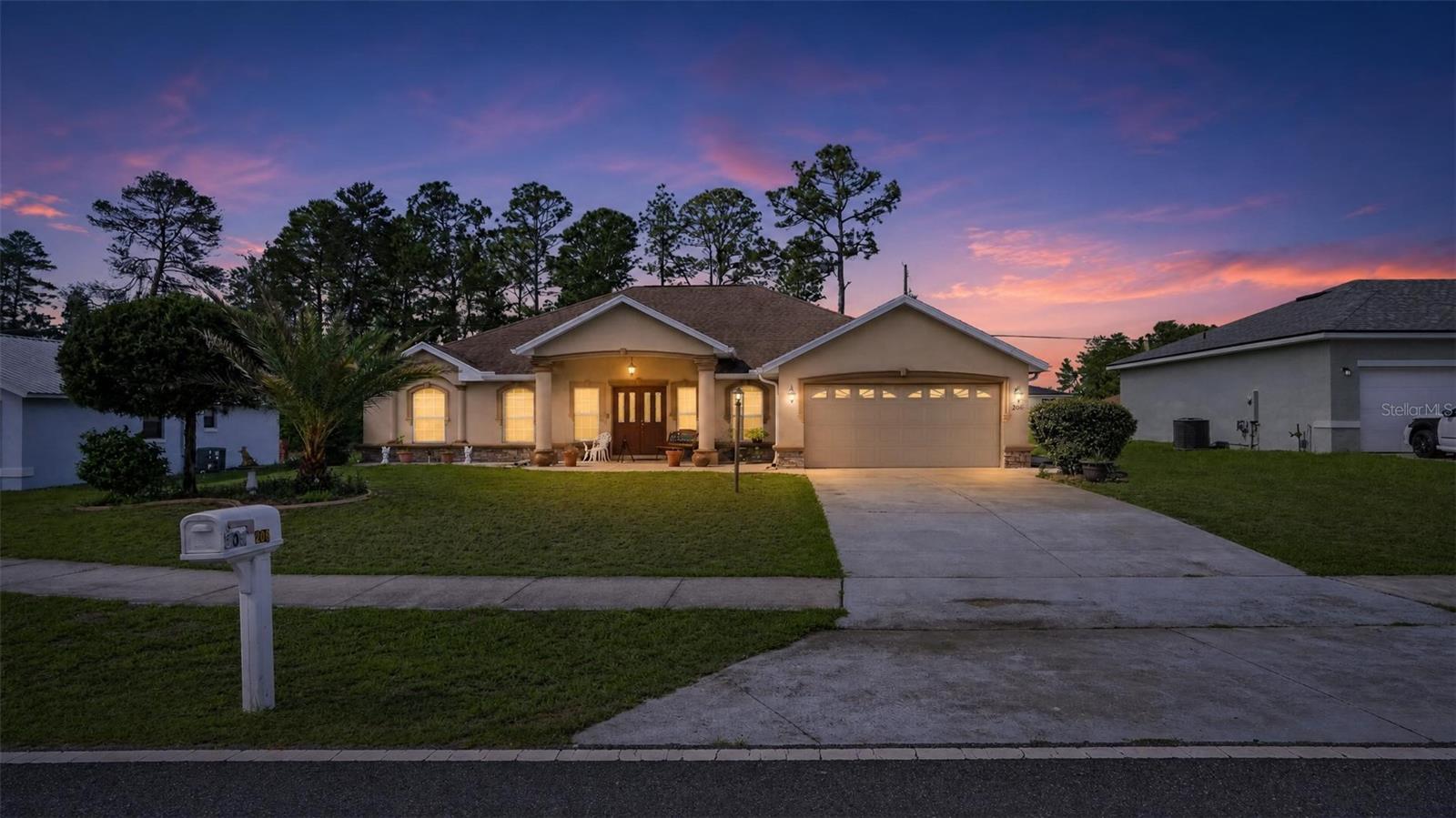 MARION OAKS - Residential