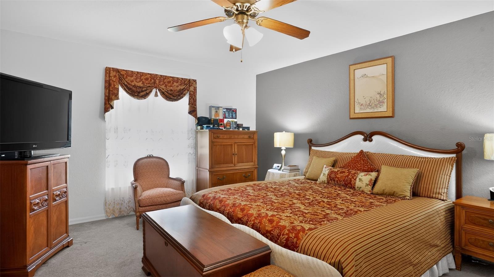 MARION OAKS - Residential