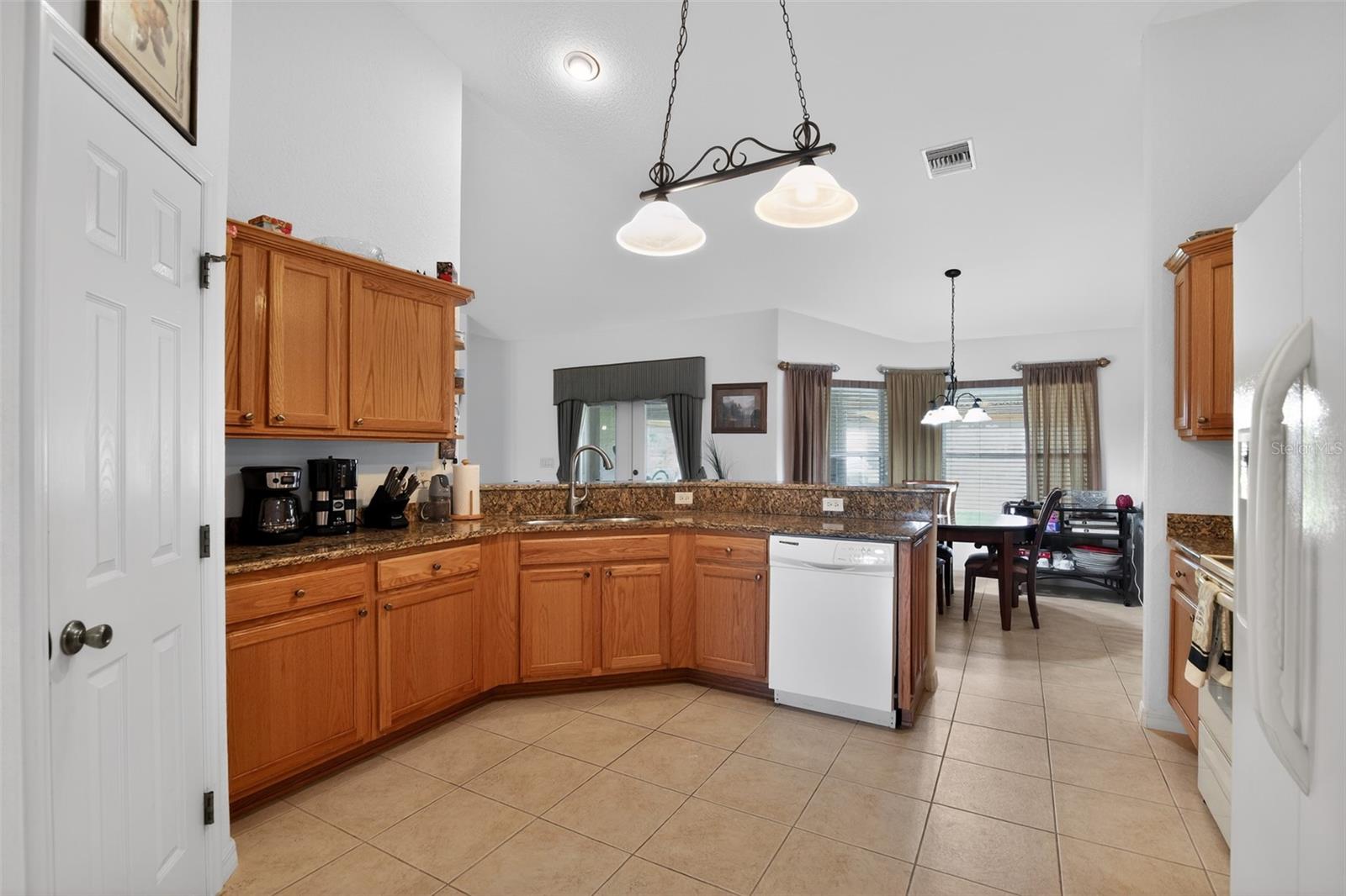 MARION OAKS - Residential