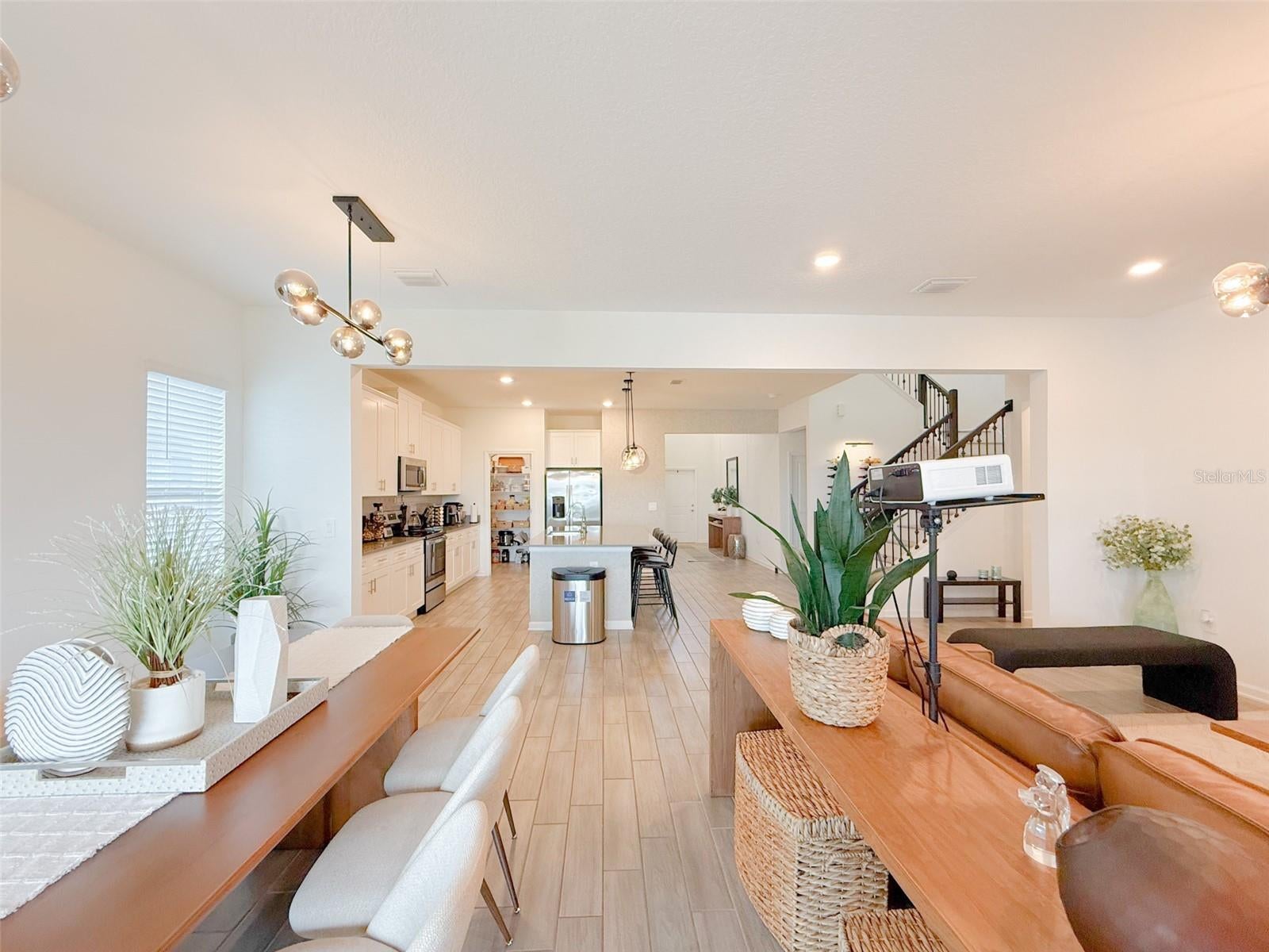 13993 TITLE WAY