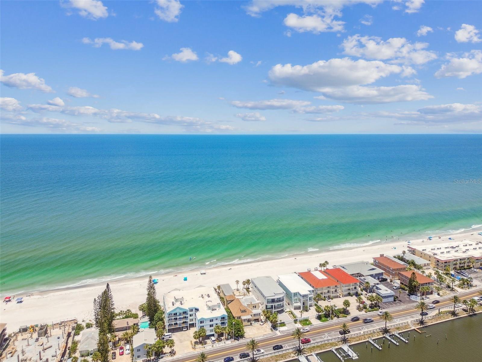 INDIAN ROCKS - Residential