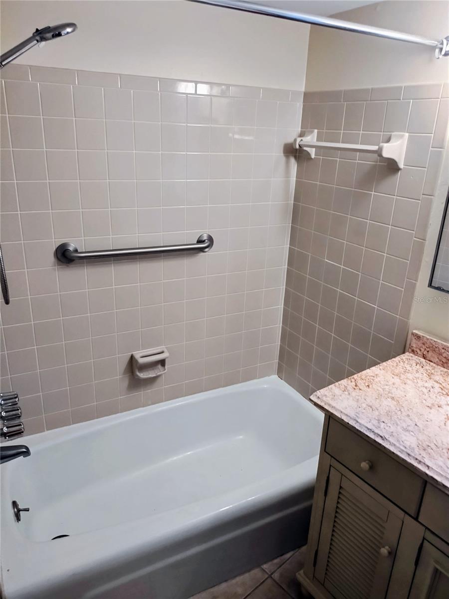 PURITAN ARMS - Residential