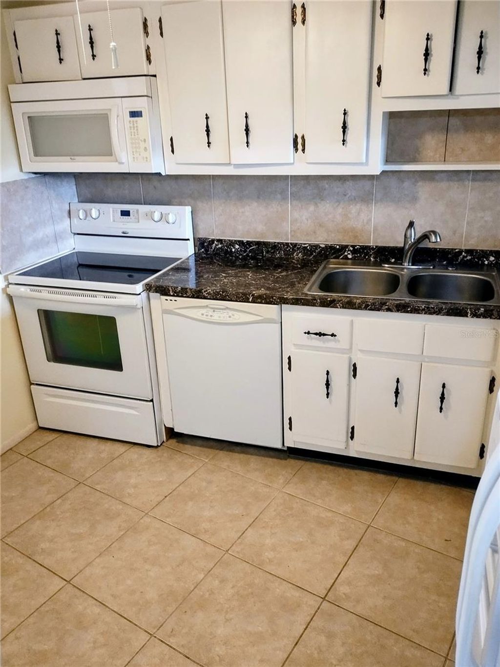 Photo of 245 Center Road #109, Venice, FL 34285 (MLS # A4684522)