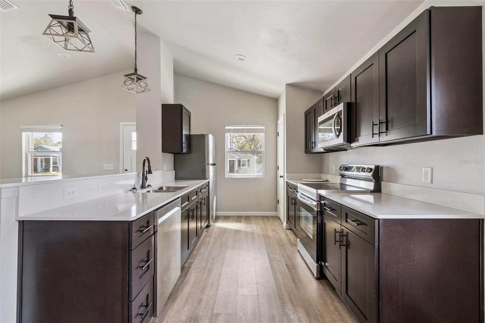 G M WHETSTONE ESTATE ADD TO H S - Residential