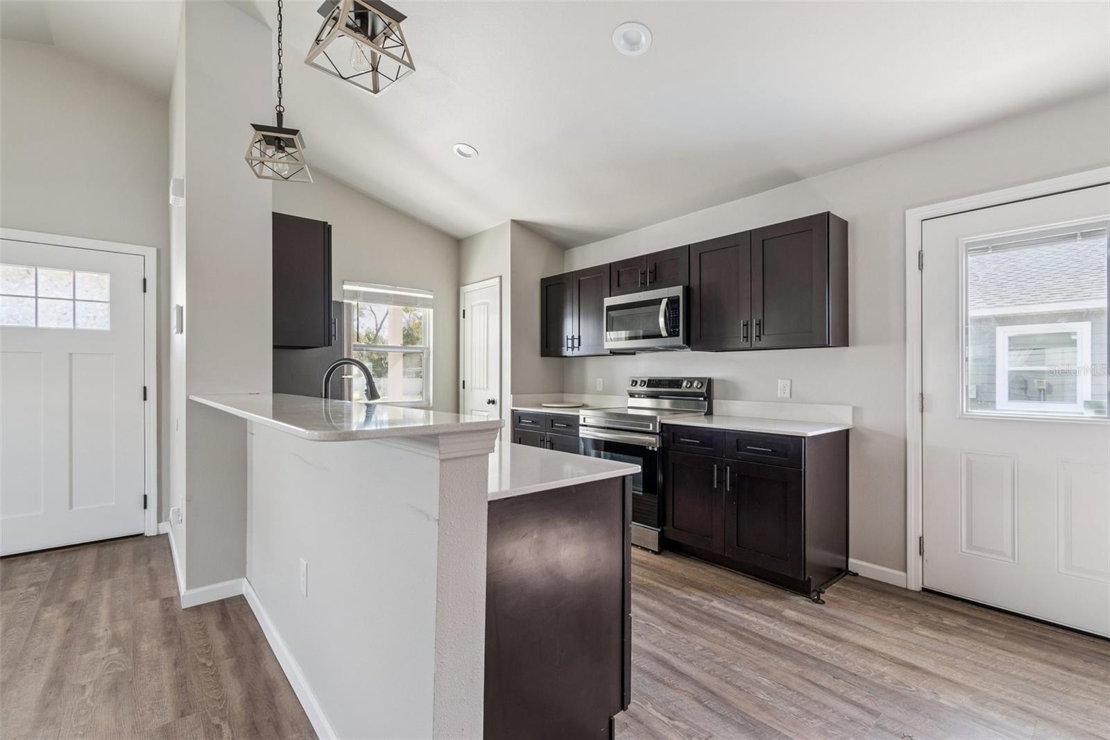 G M WHETSTONE ESTATE ADD TO H S - Residential