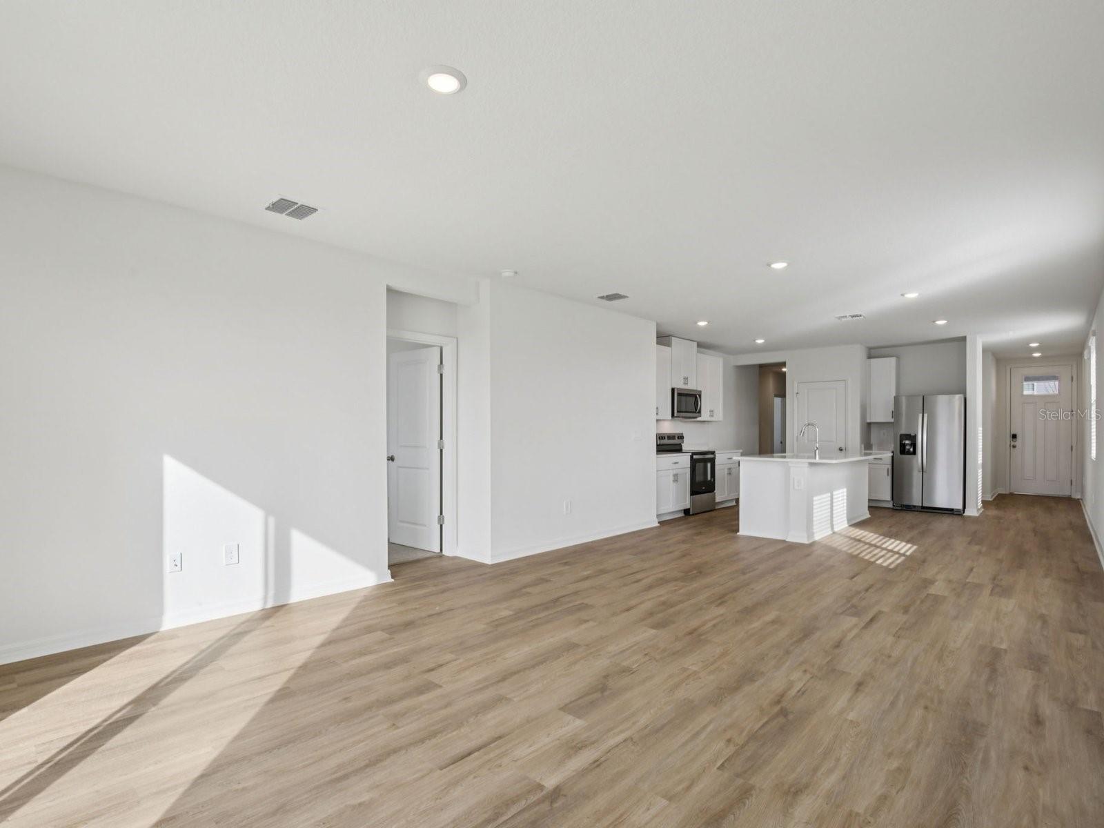1461 BREKEY WAY