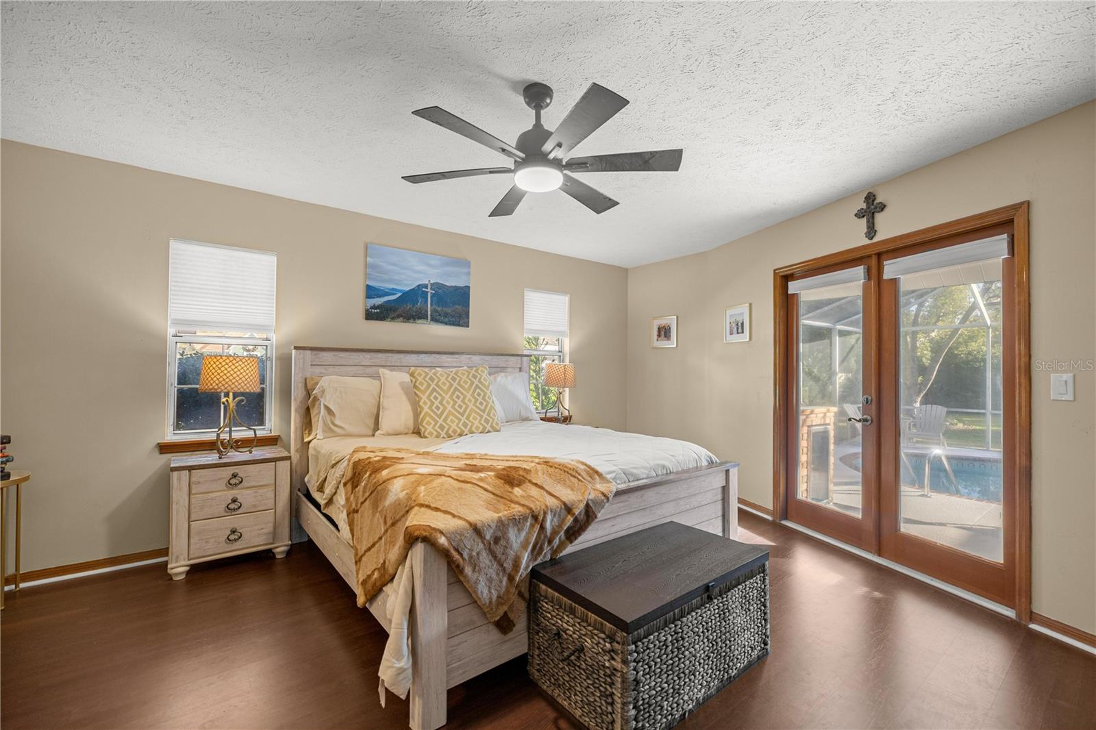 HUNTERS TRACE - Residential