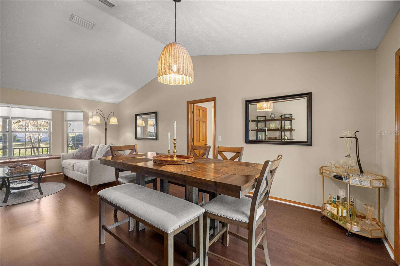 HUNTERS TRACE - Residential