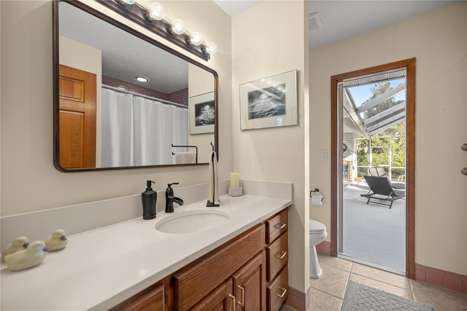 HUNTERS TRACE - Residential