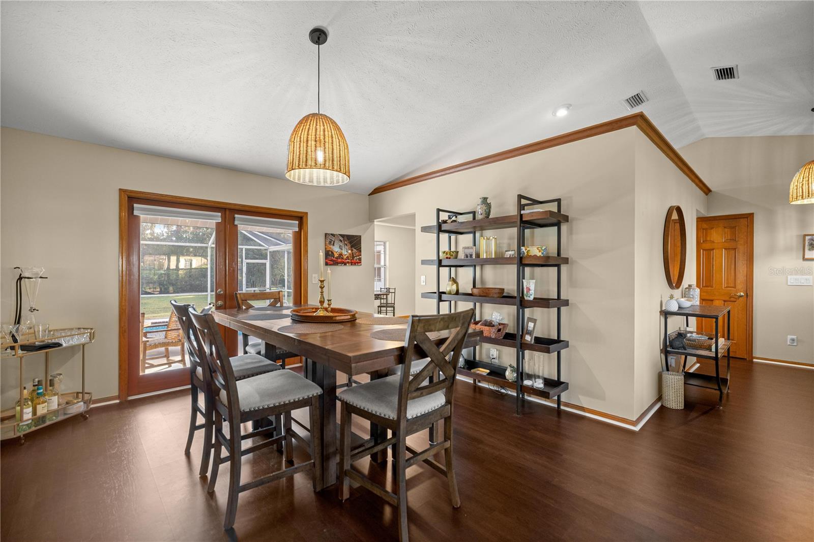 HUNTERS TRACE - Residential