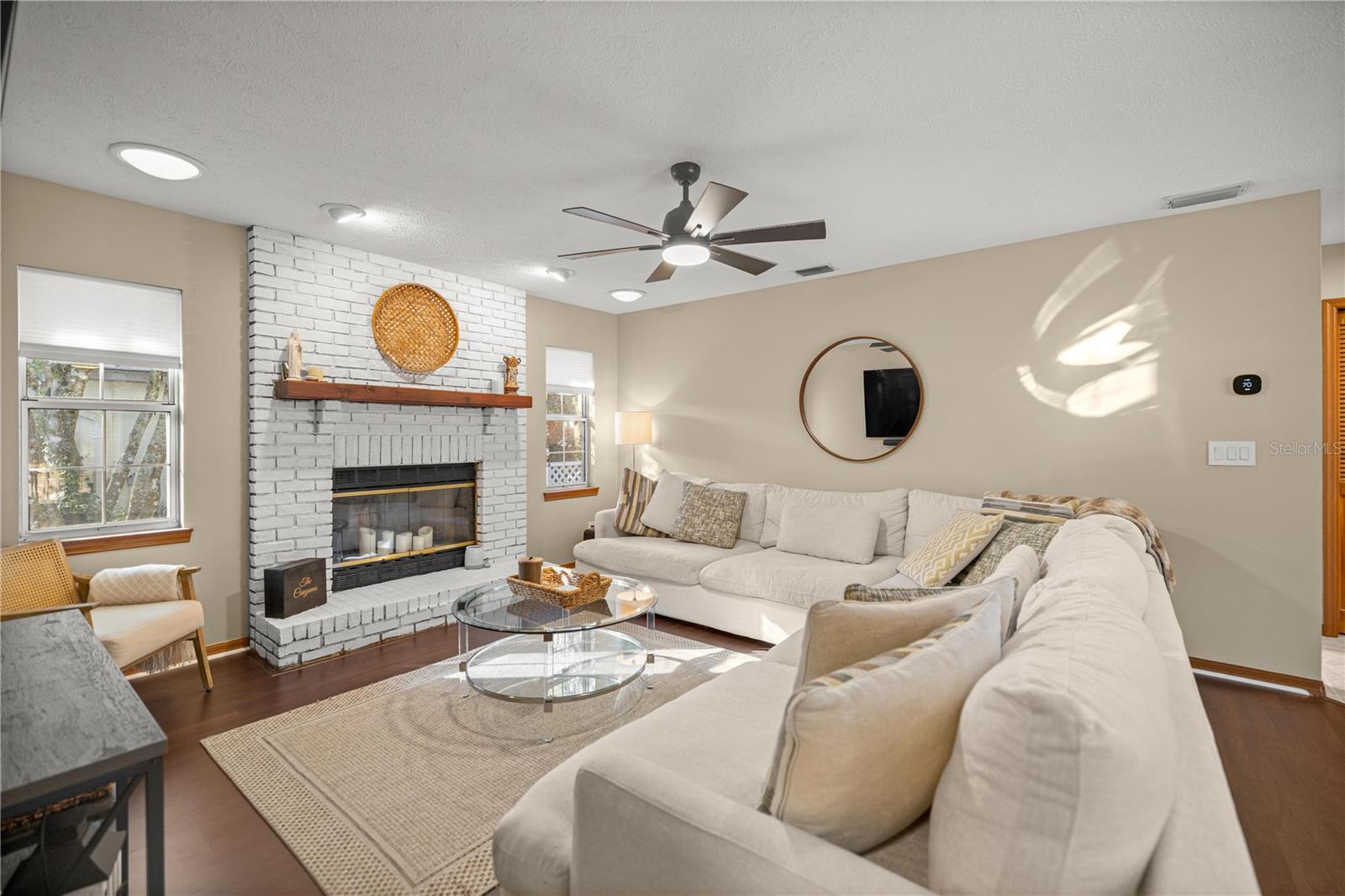 HUNTERS TRACE - Residential