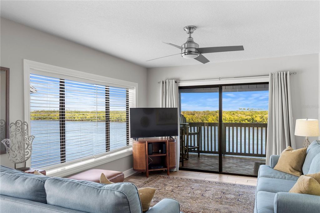 Photo of 817 Bahia Del Sol Drive #40, Ruskin, FL 33570 (MLS # A4677283)