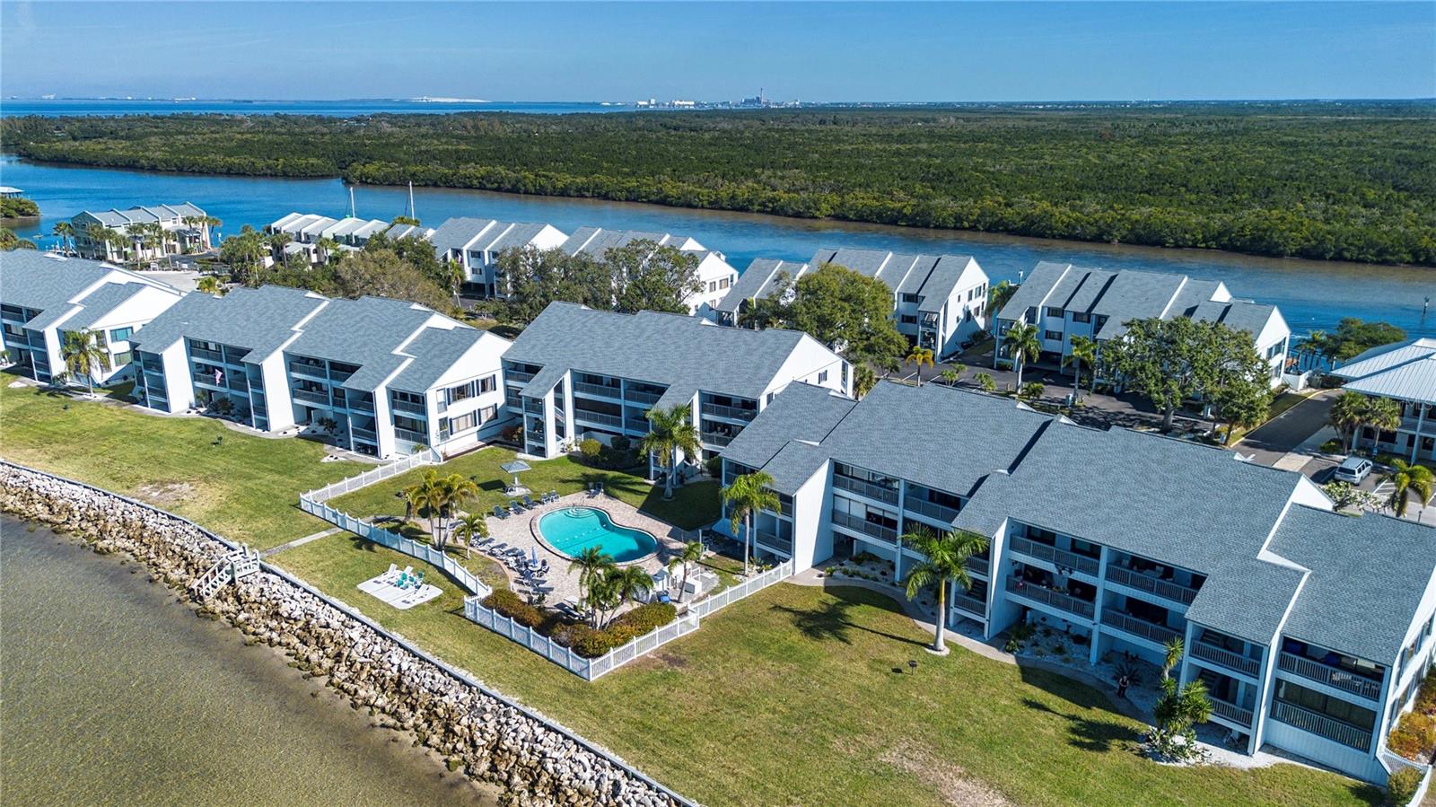 BAHIA DEL SOL A CONDO - Residential