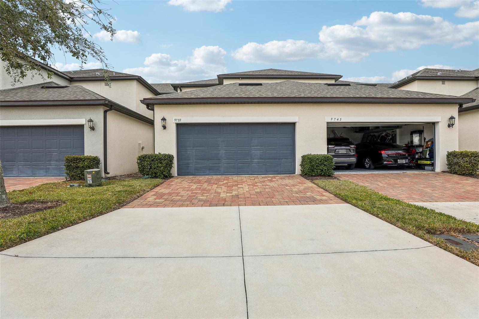 9737 AMBER CHESTNUT WAY