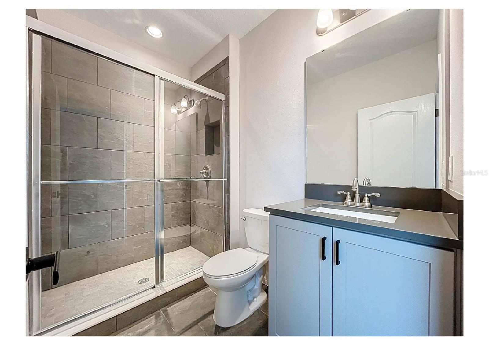 CARROLLWOOD LANDINGS - Residential