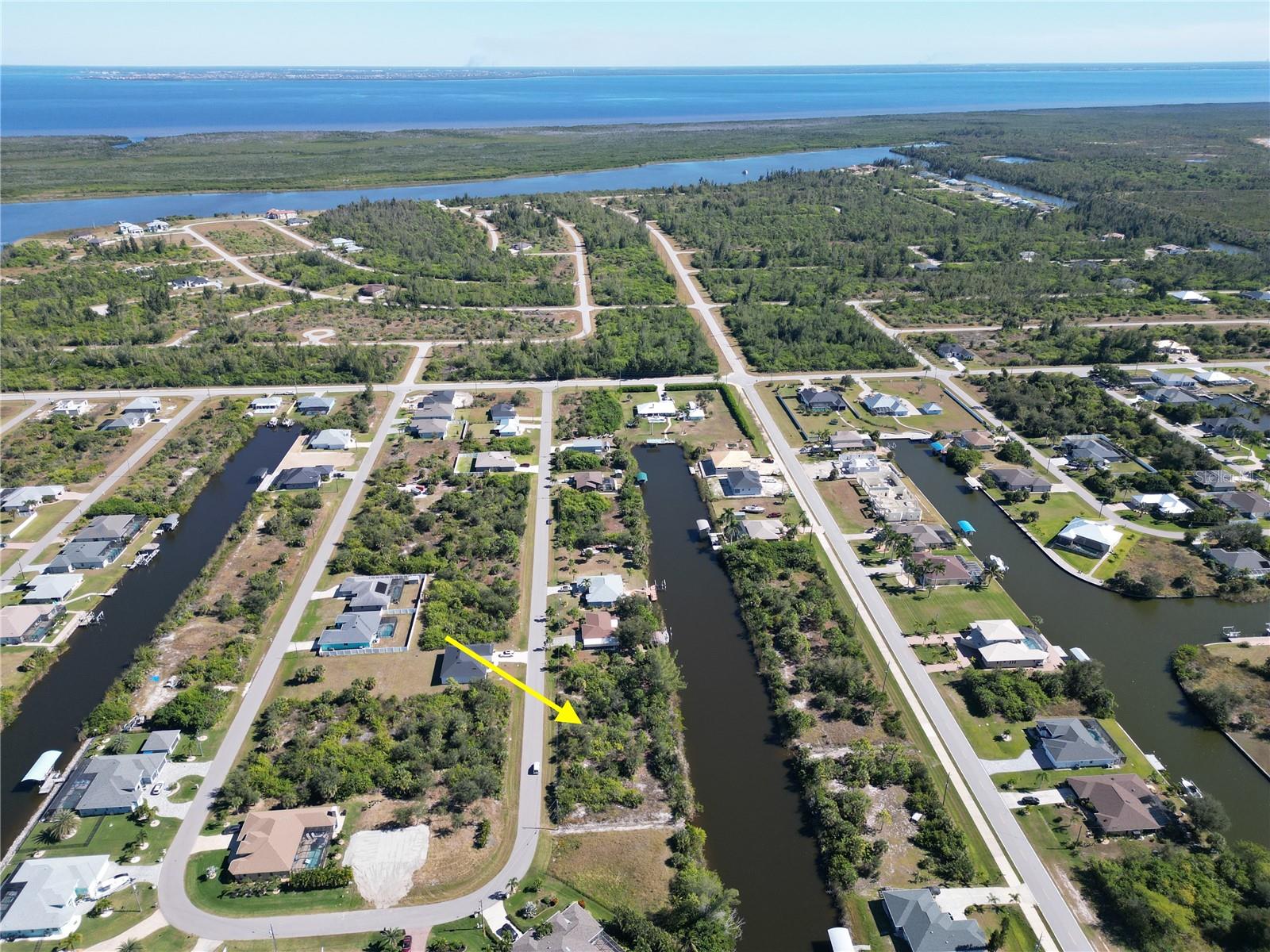 PORT CHARLOTTE SEC 082 - Land