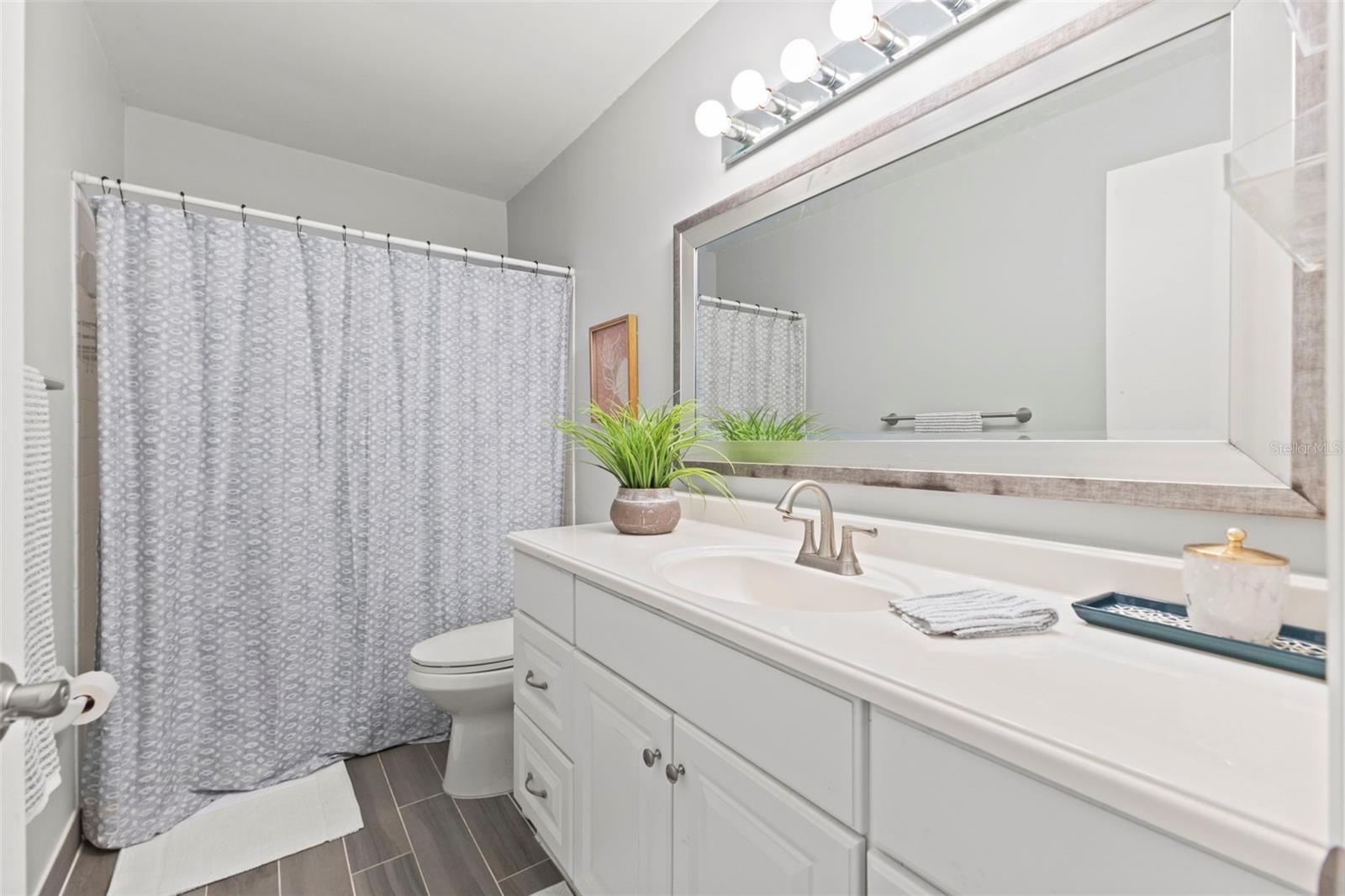 BELLEAIR FOREST GARDEN CONDO - Residential