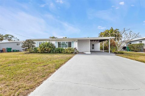 A home in PORT CHARLOTTE