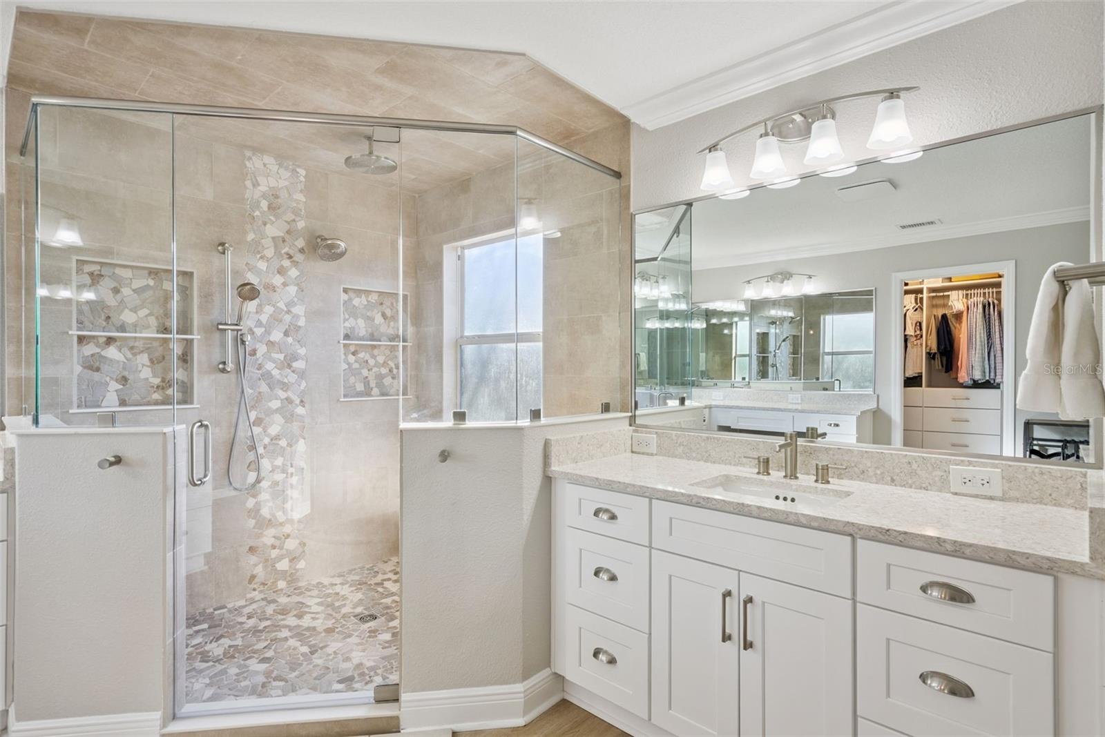 EMERSON PARK - Residential