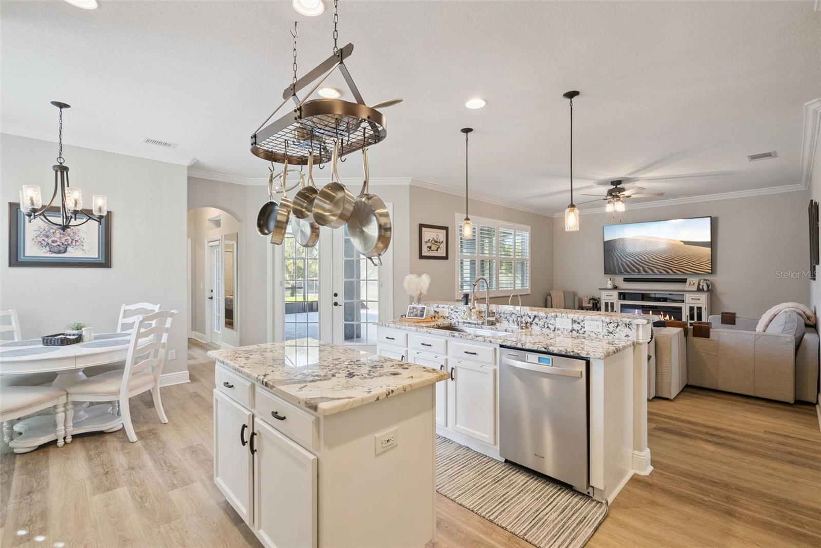 EMERSON PARK - Residential