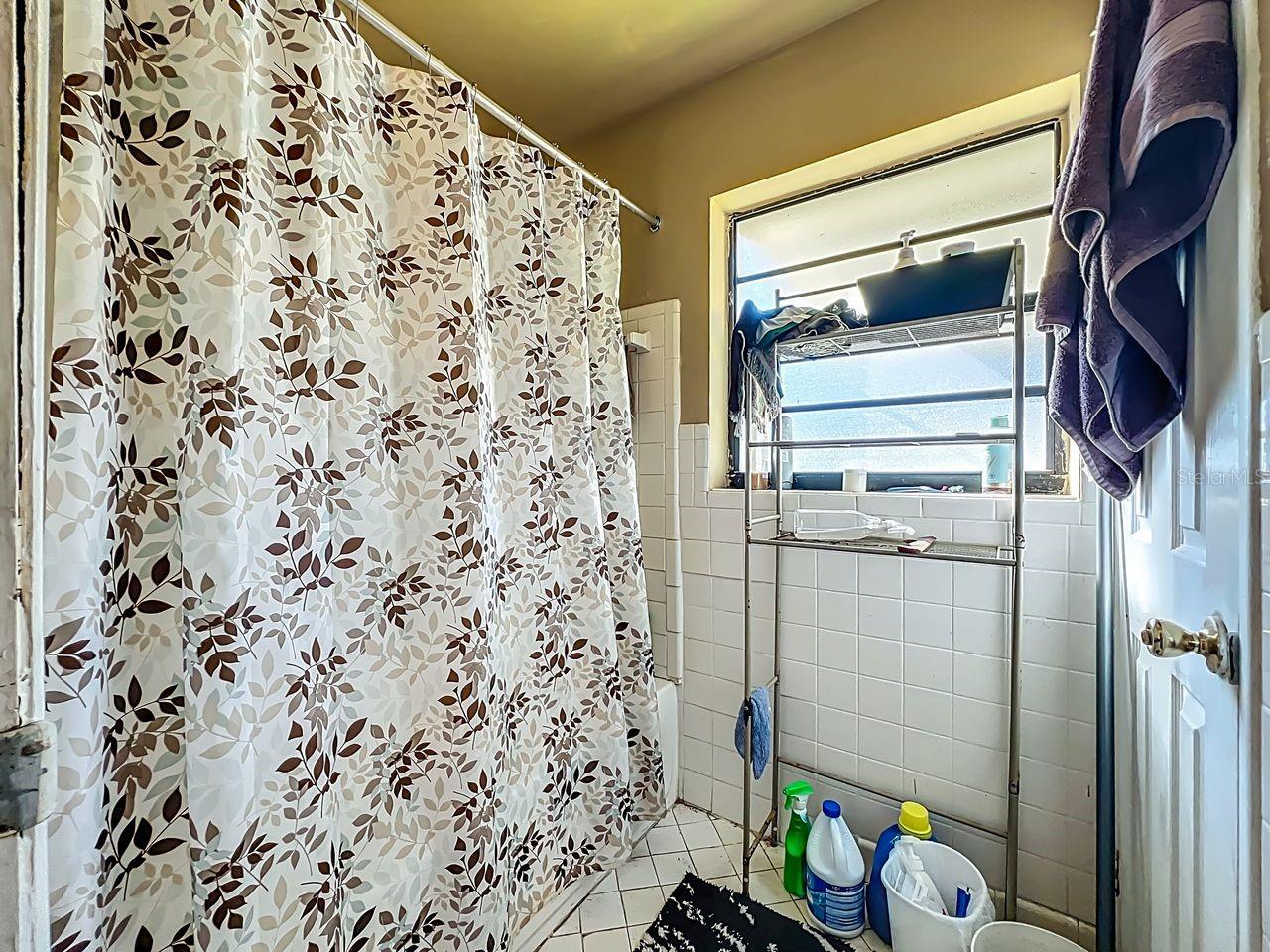 PINE RIDGE ESTS SEC 2 - Residential