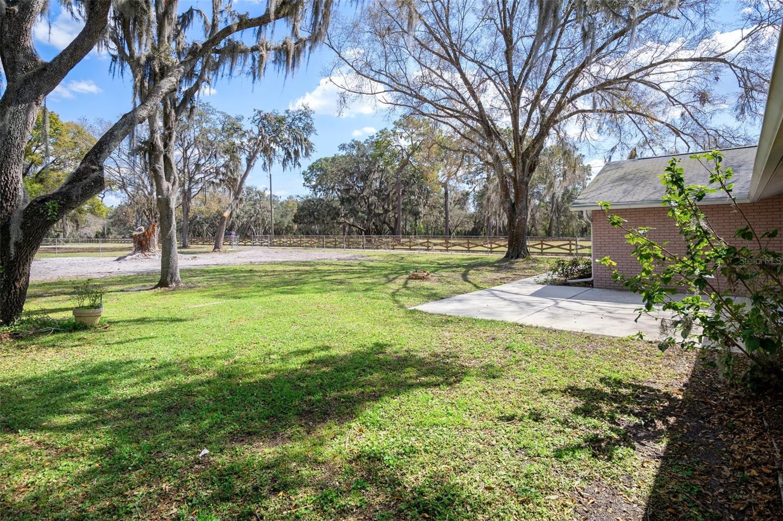 KEYSTONE PARK COLONY SUB - Residential Lease