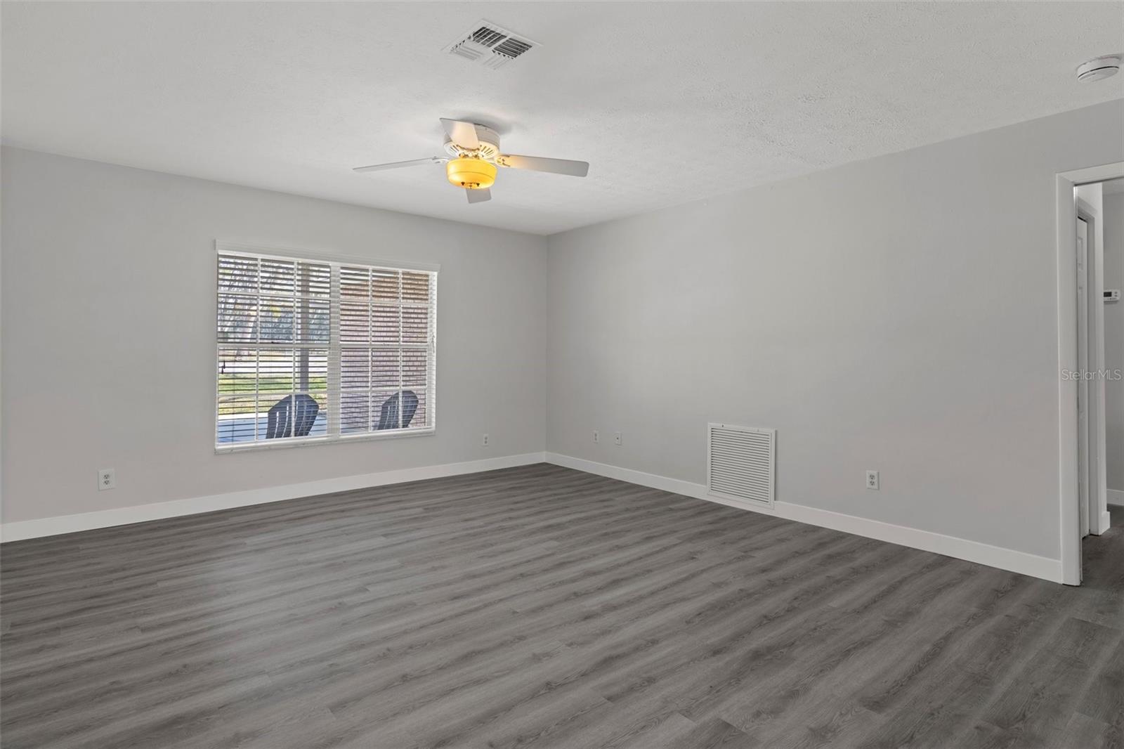 KEYSTONE PARK COLONY SUB - Residential Lease