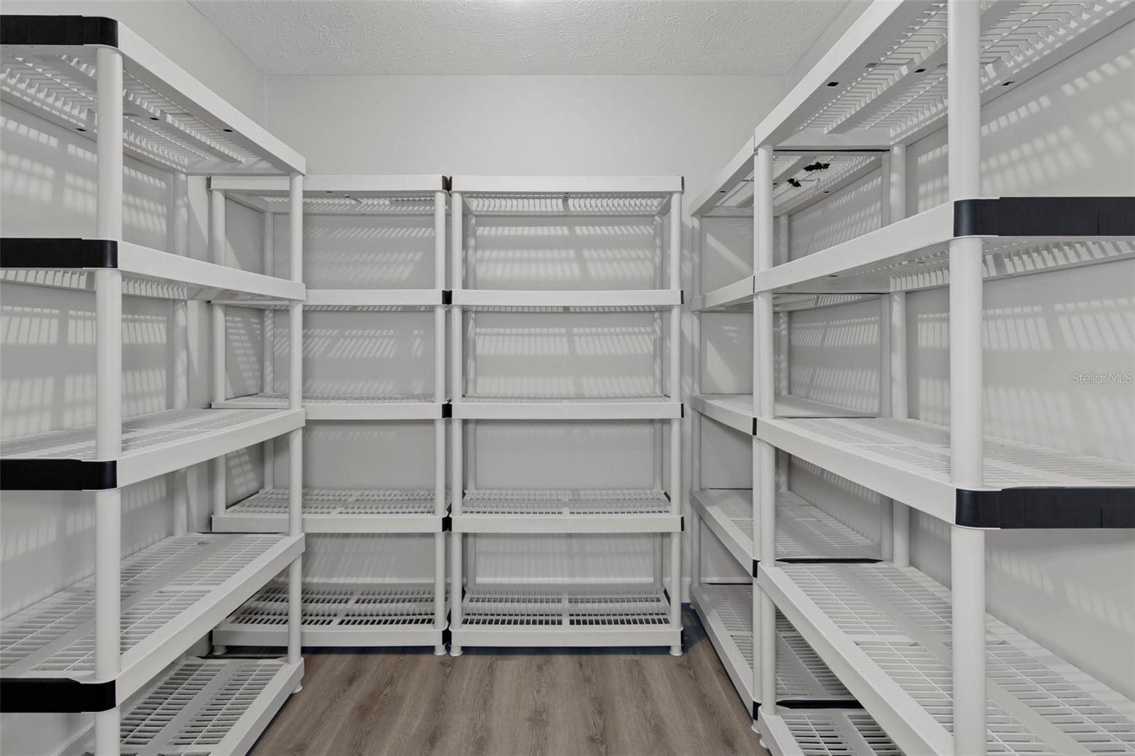 KEYSTONE PARK COLONY SUB - Residential Lease