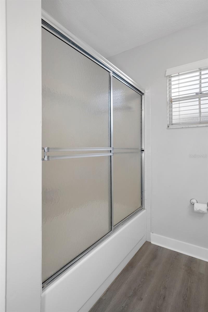 KEYSTONE PARK COLONY SUB - Residential Lease
