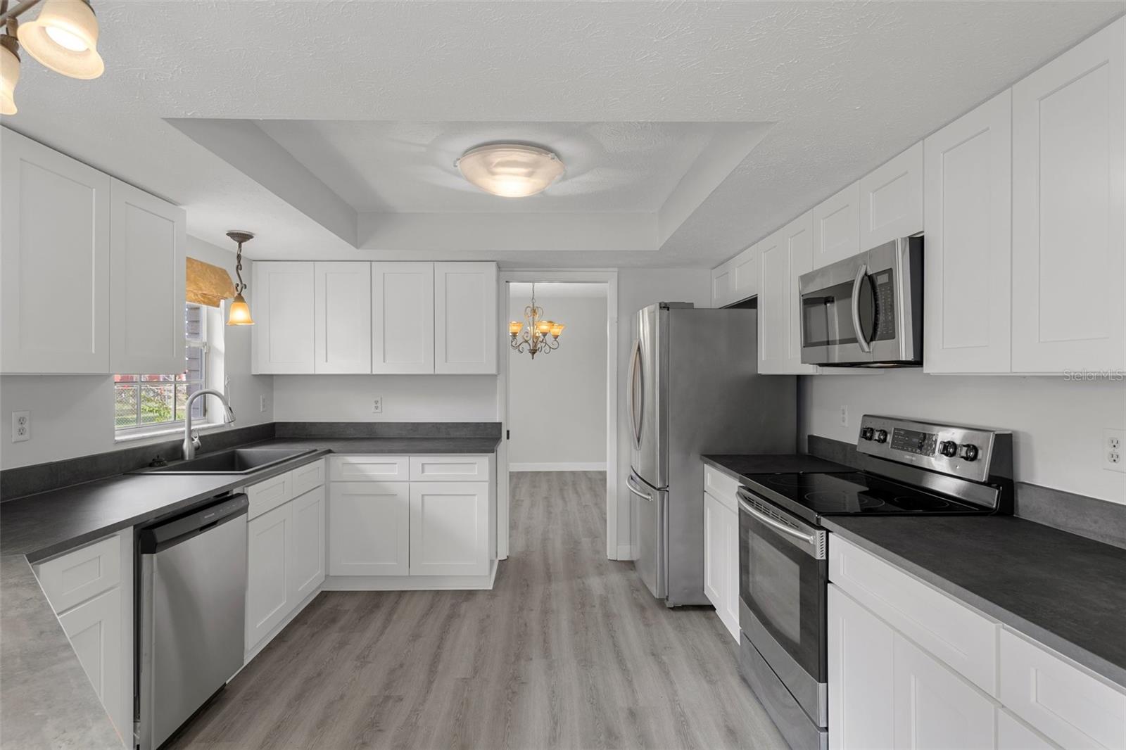 KEYSTONE PARK COLONY SUB - Residential Lease