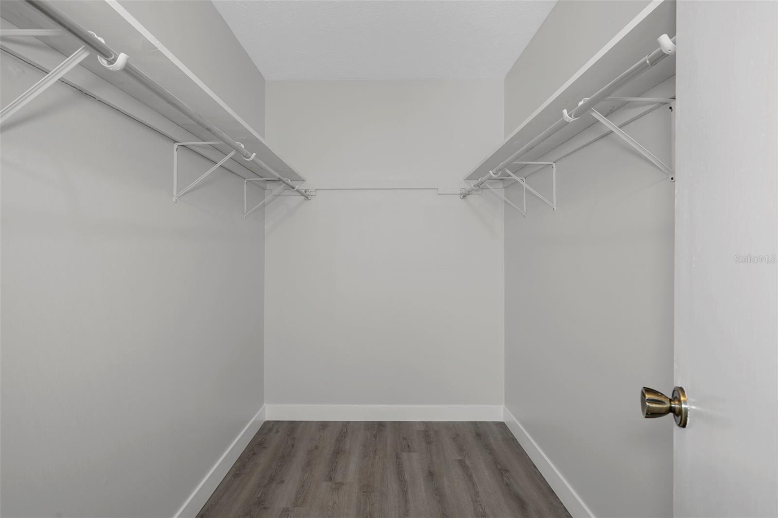 KEYSTONE PARK COLONY SUB - Residential Lease