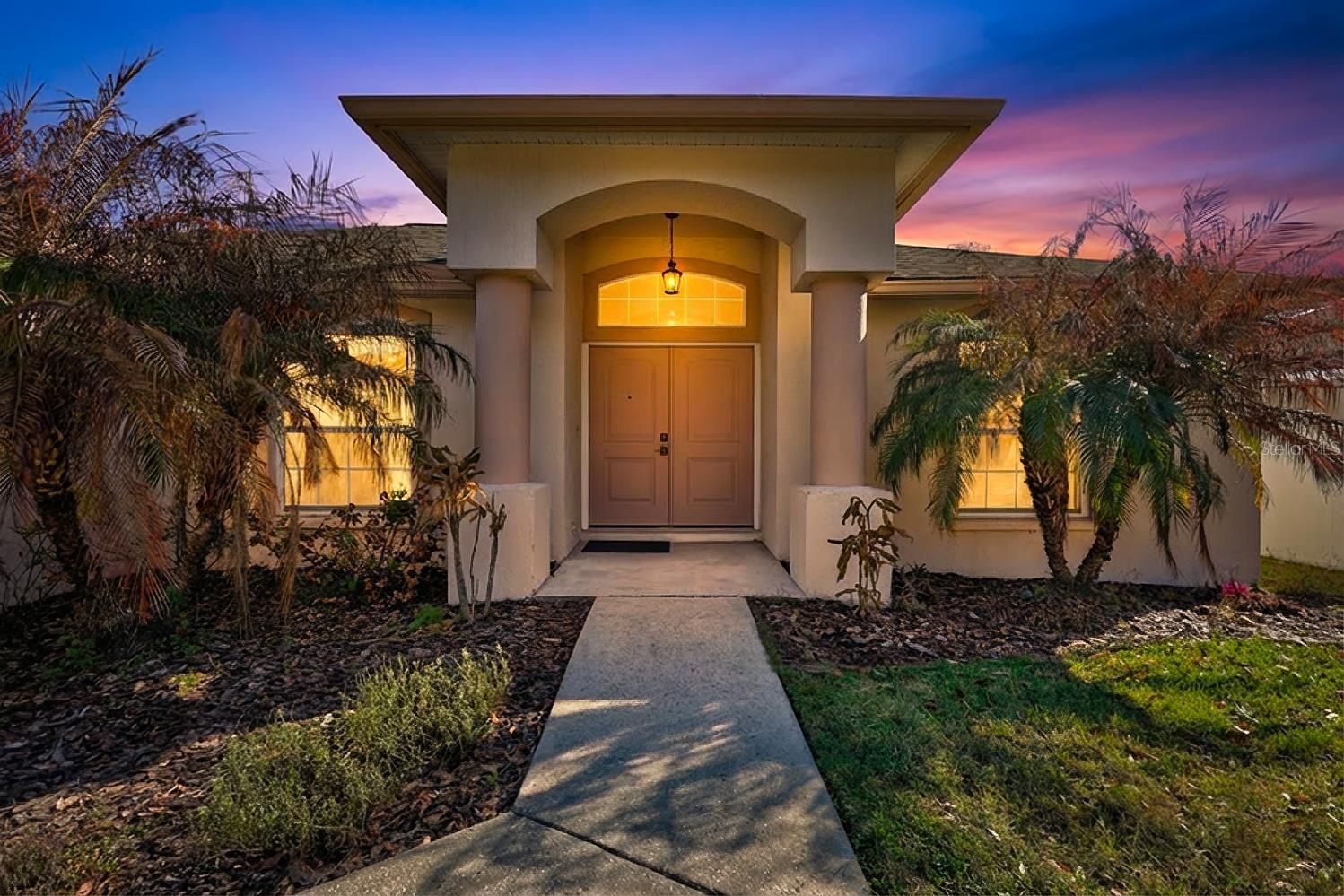 317 CARRIAGE CROSSING CIRCLE