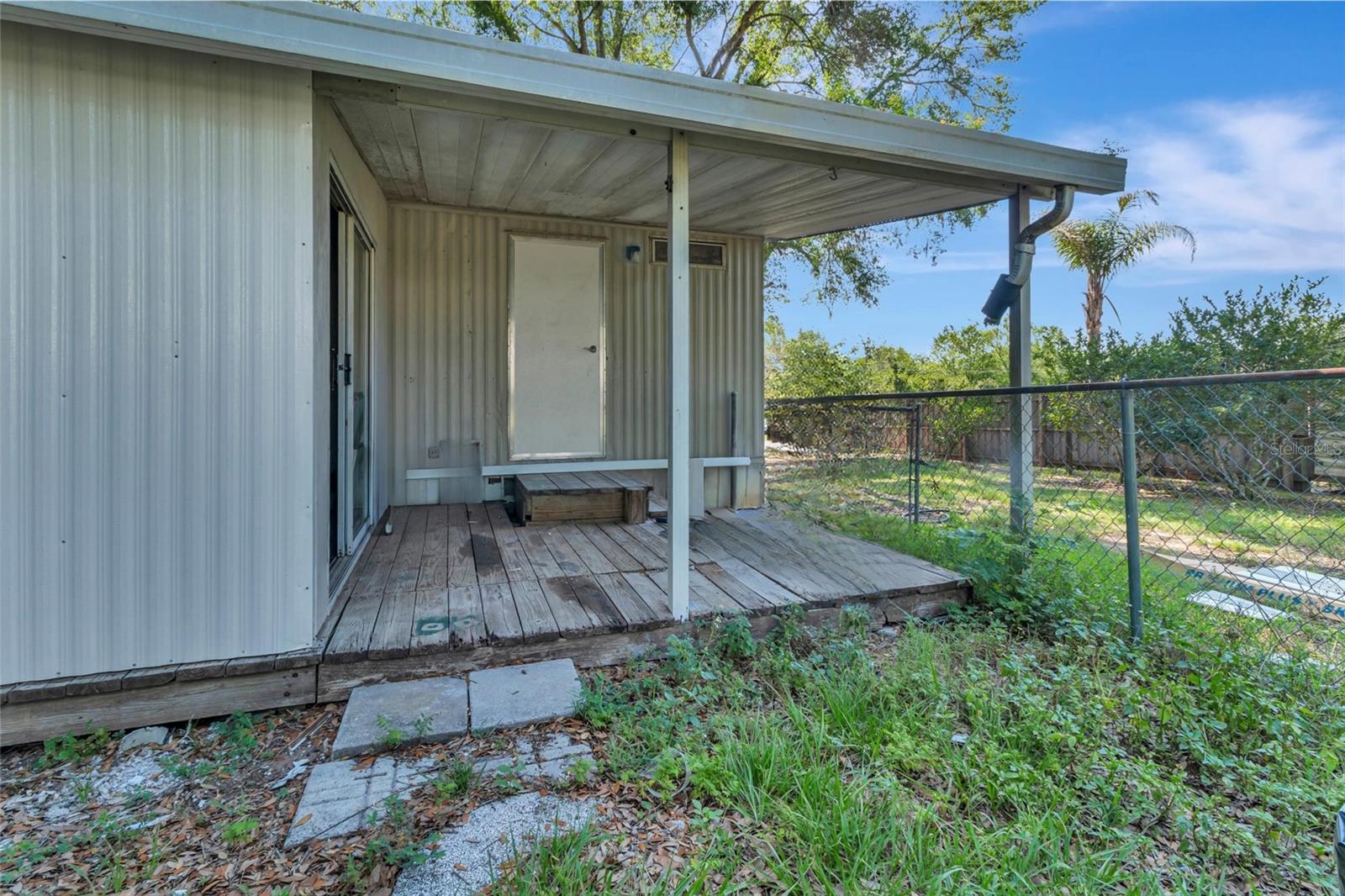 LITTLE LAKE WEIR SUB FIRST ADD - Residential