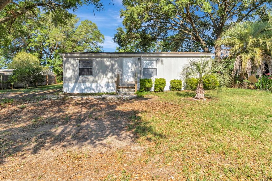2-bedroom, 2-bath manufactured home located on a corner lot in the Little Lake Weir area of Summerfield. Built in 1991, the home offers approximately 940 square feet of living space. Recent updates include a new roof installed in January 2026 and a new HVAC system installed in December 2025. Appliances are included with the sale.

The property sits on a 7,405 sq ft lot with electricity, cable, and septic already in place. Conveniently located near shopping, dining, outdoor recreation, Little Lake Weir, The Villages, and Ocala. Suitable for seasonal or full-time occupancy.