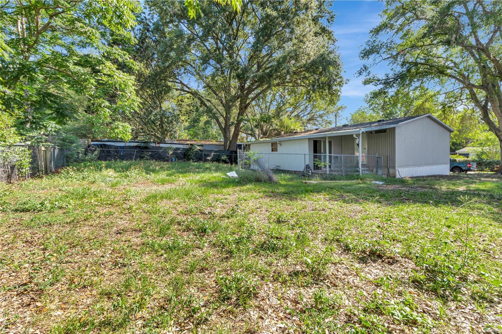 LITTLE LAKE WEIR SUB FIRST ADD - Residential