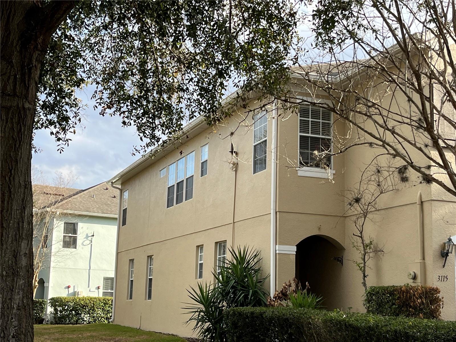 3115 CAPRI ISLE WAY