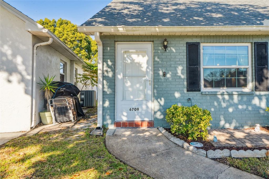 Photo of 6709 Timbercove Lane #6709, New Port Richey, FL 34653 (MLS # W7880986)