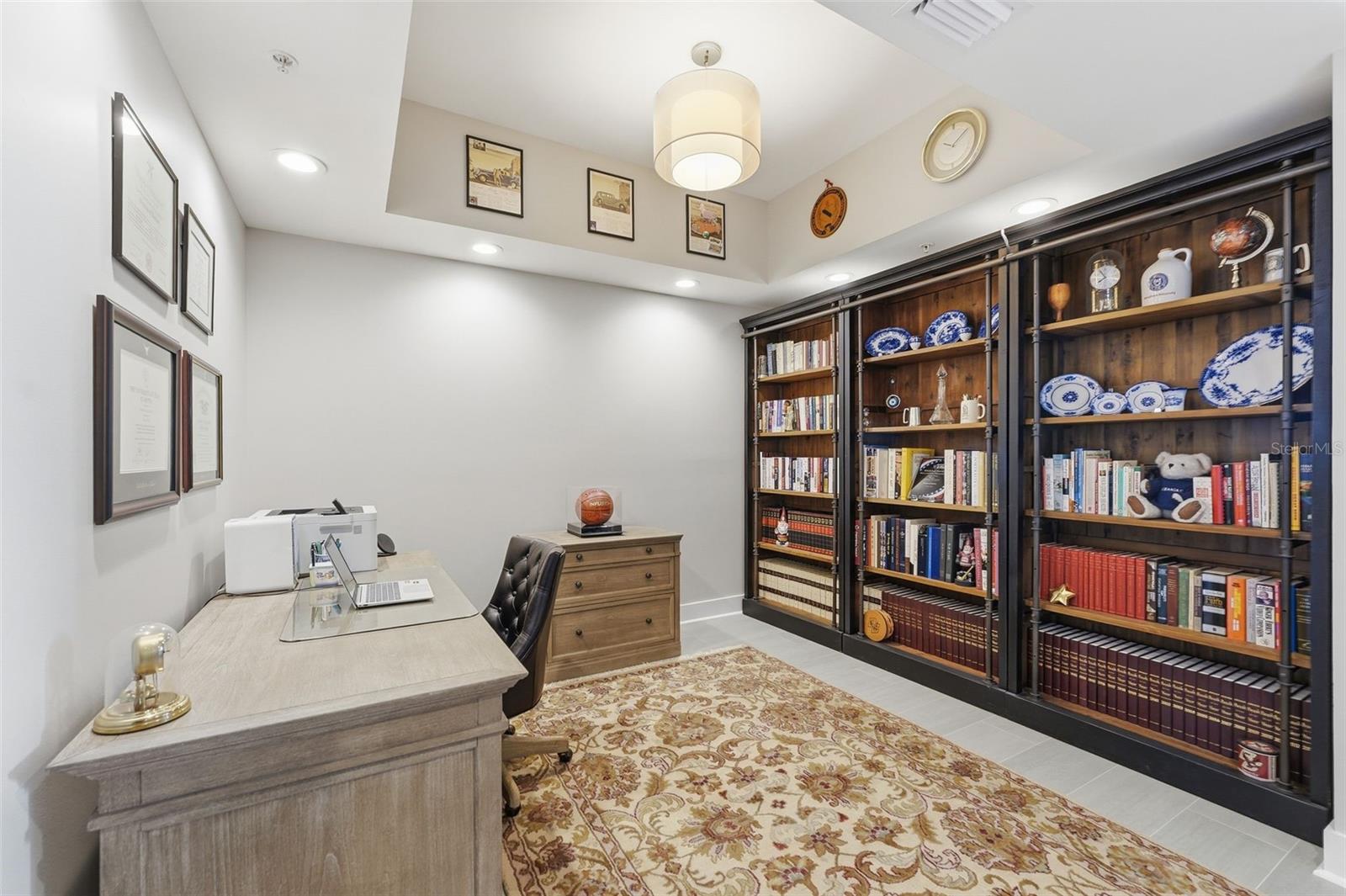 STAR TOWER CONDO - Residential