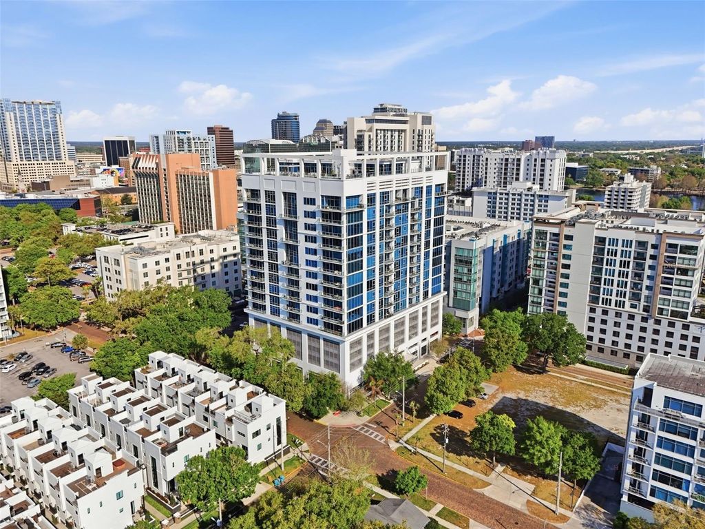 Photo of 260 S Osceola Avenue #902, Orlando, FL 32801 (MLS # O6390750)