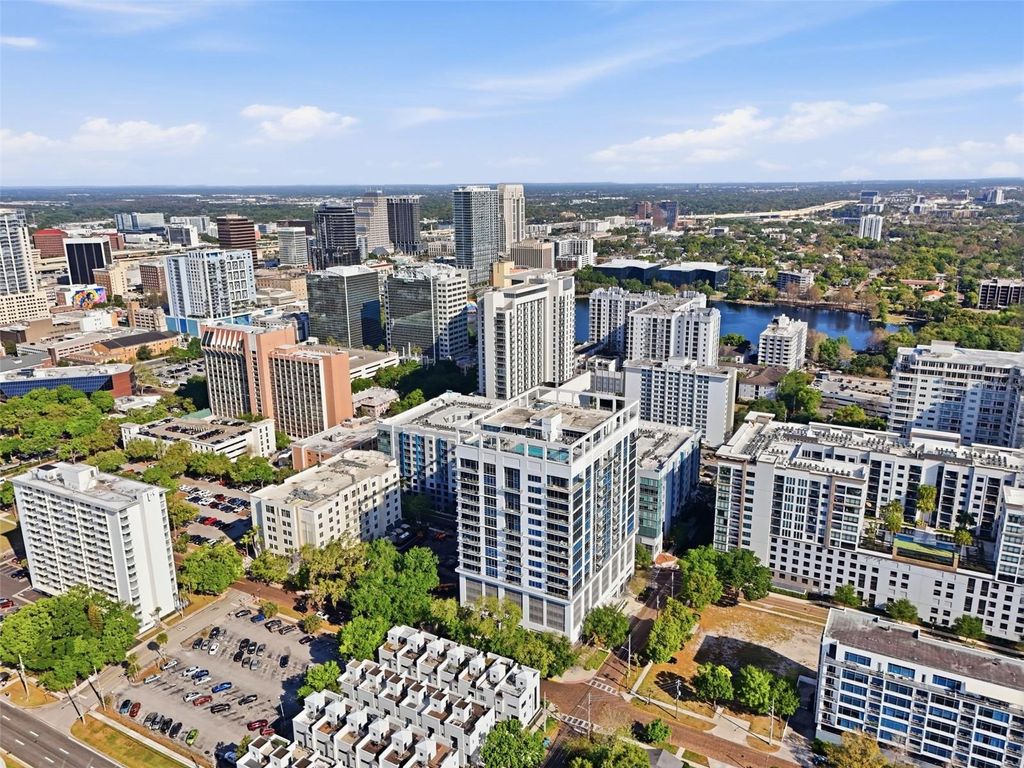 Photo of 260 S Osceola Avenue #902, Orlando, FL 32801 (MLS # O6390750)