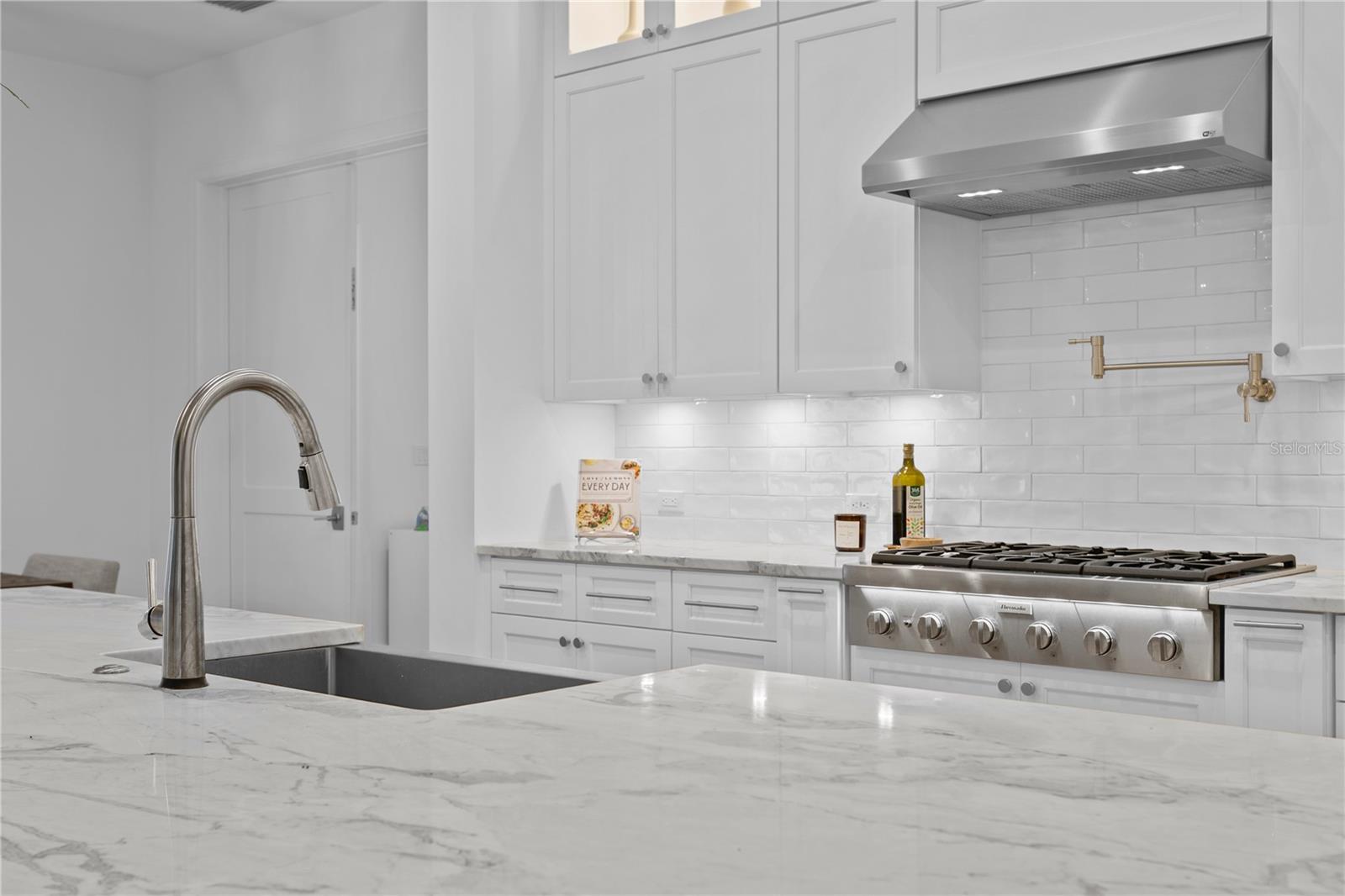 AVILA UNIT 12 - Residential