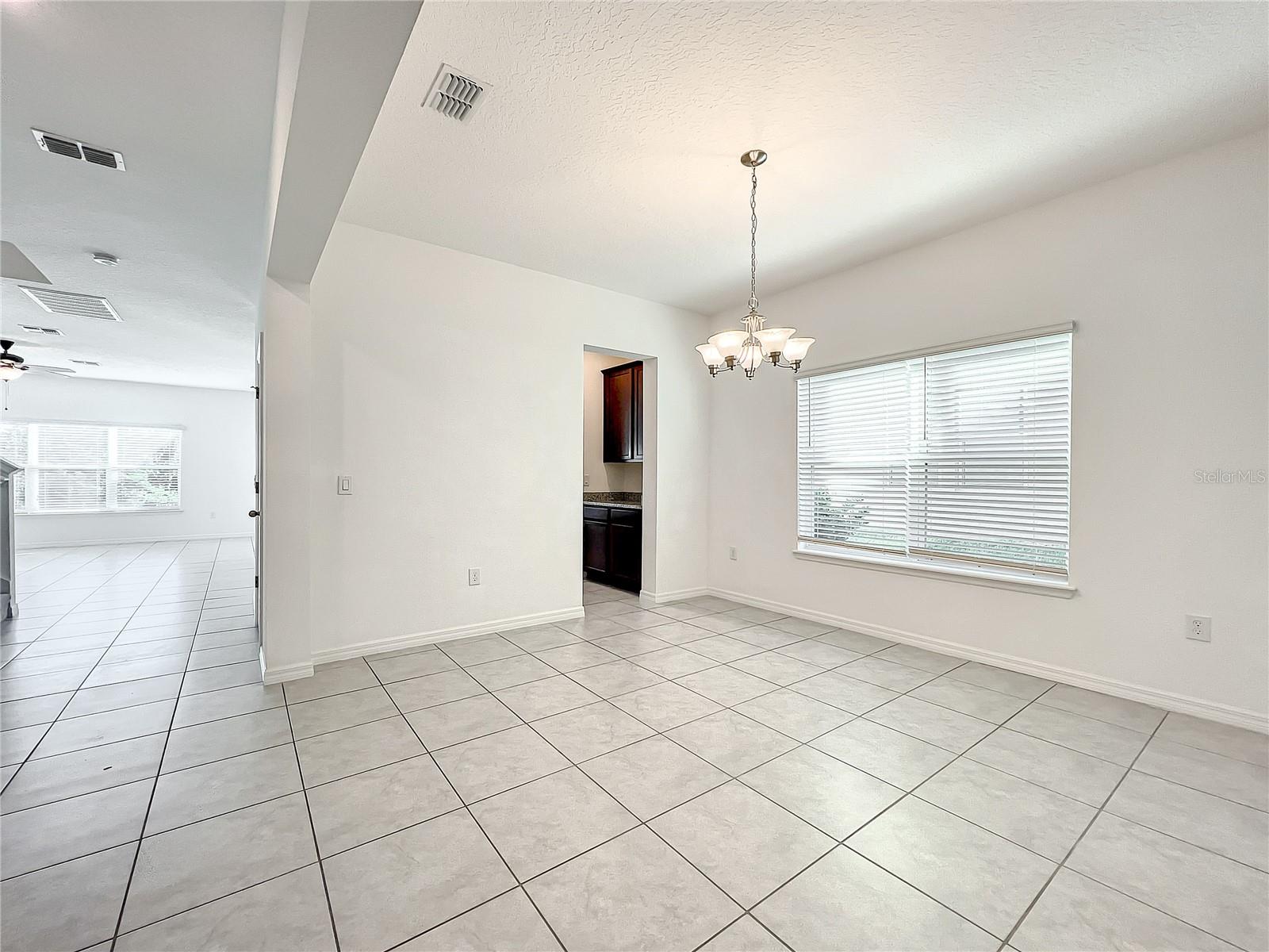 OAKLAND TRLS PH 1 - Residential