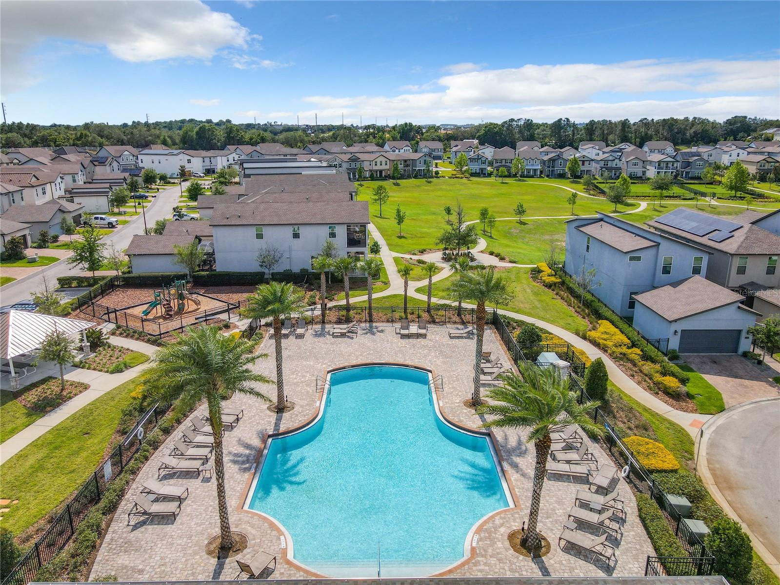 OAKLAND TRLS PH 1 - Residential