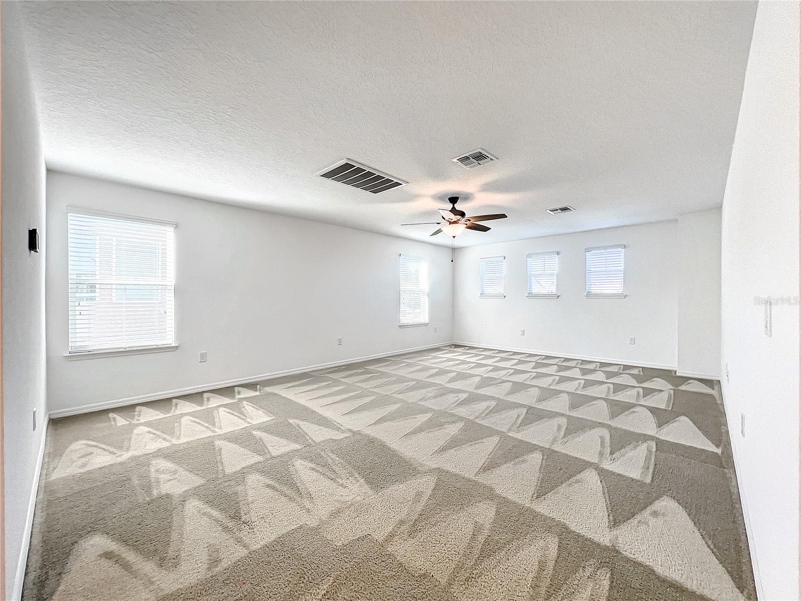 OAKLAND TRLS PH 1 - Residential